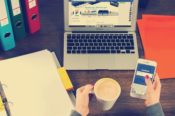 Transformez votre carrière avec la formation community manager