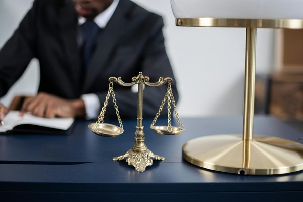 Avocat liquidation d’entreprises Paris : comprendre, agir, rebondir